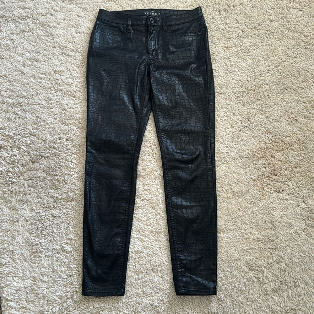 Skinny mid rise faux leather pants by WHBM